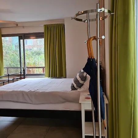 Great Canal Studio - Ac, Water View & Free Parking-2