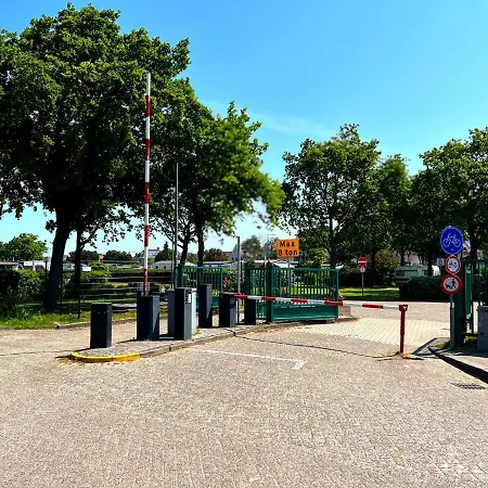 Luxe Caravan Aan Zee Hoek Van Holland-3