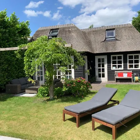 Private Romantic Cottage Utrecht-3