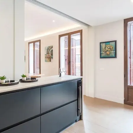 Luxury Apartment 3-Bedrooms Nostalgie-3