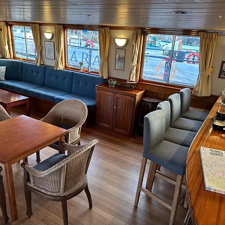 Hotelboat Angeline-2