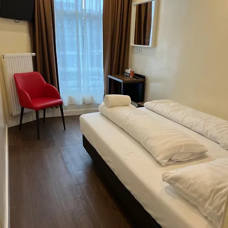 Dam Hotel-2