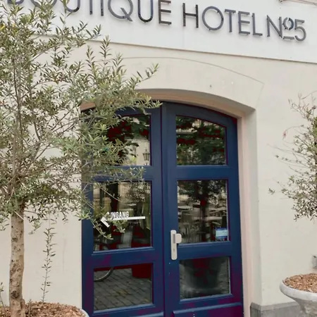 Boutique Hotel No5-3