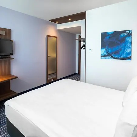 Holiday Inn Express Amsterdam - Schiphol By Ihg-2