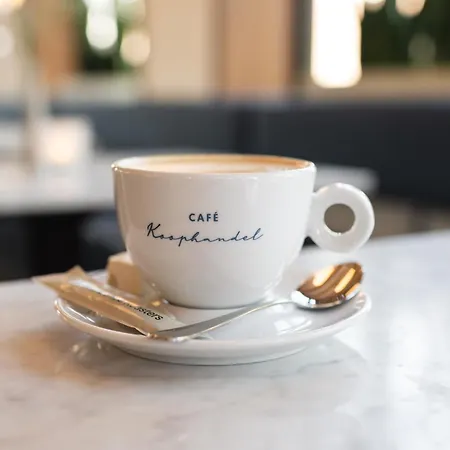 Cafe Koophandel-2