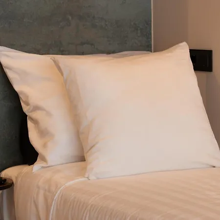 Midtown Hotel Triple-3