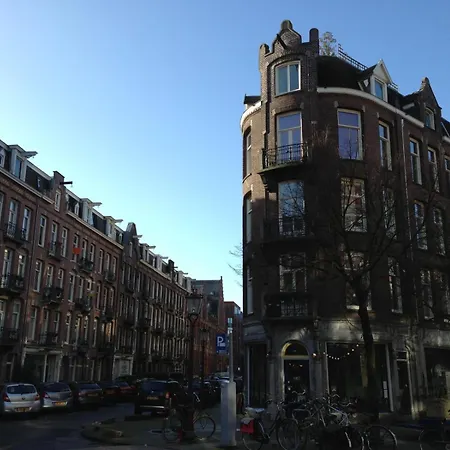 Boutique Amsterdam Homestay-3