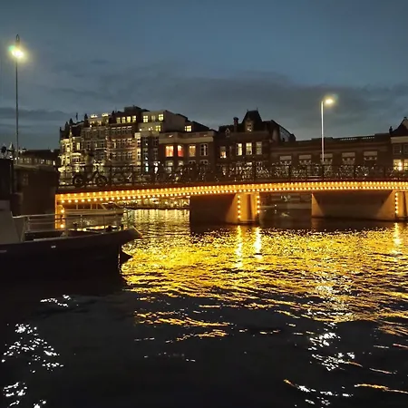 Romantic Boat In The Heart Of Amsterdam-2