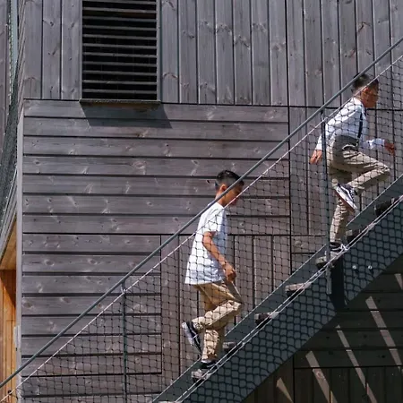 Basecamp Amsterdam-2