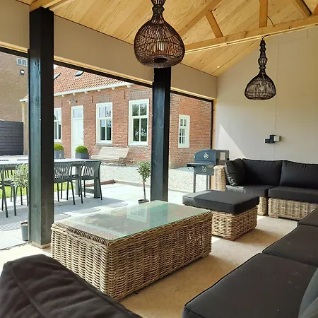 B&B 'Hof Baaiweg' met Barrelsauna-2