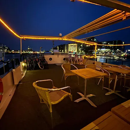 Hotelboat Iris-2