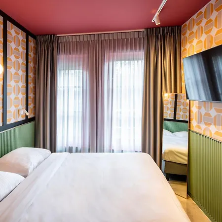 Tourist Inn Hotel Amsterdam-2