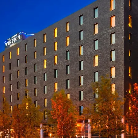 Plaza Premium Grand Winston-3