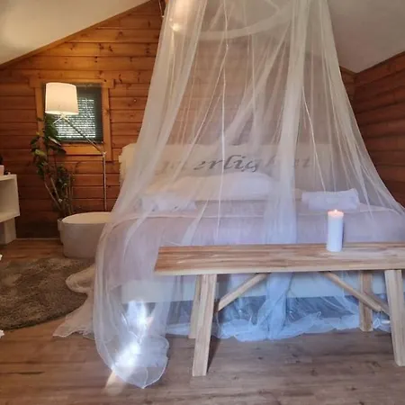 Scandinavisch dorp-2
