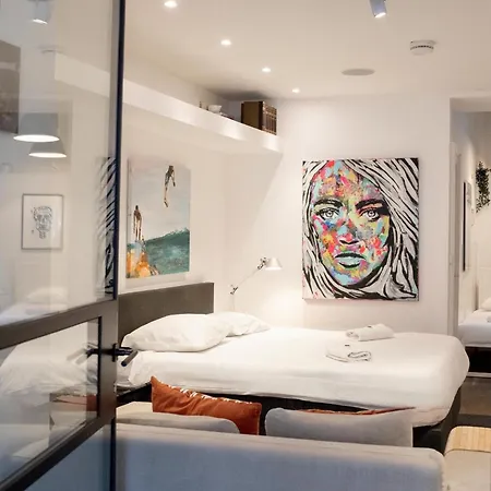 Spui Apartment In Center-2