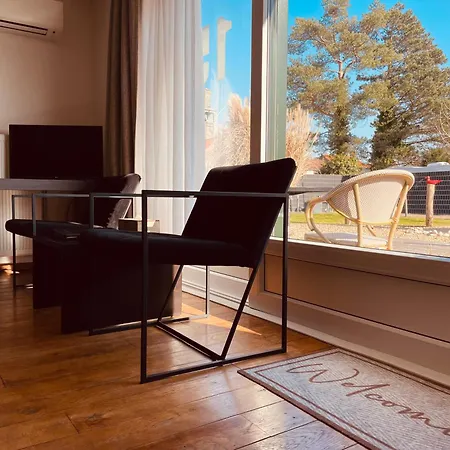 Hotel Rooms-3