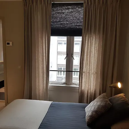 The Superstay Boutique Guestroom-3