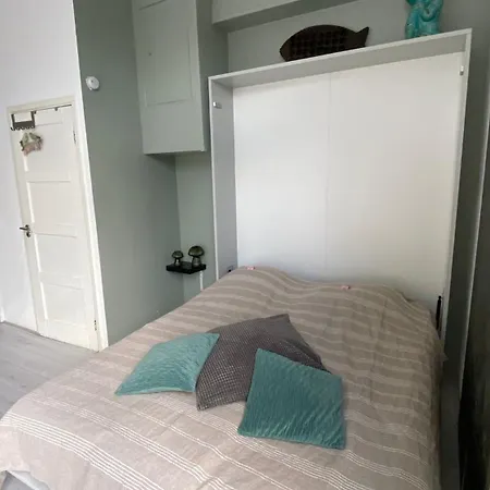 Canal Garden Apartment Staywell Amsterdam-3