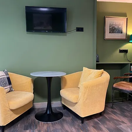 Central Guest Rooms-2