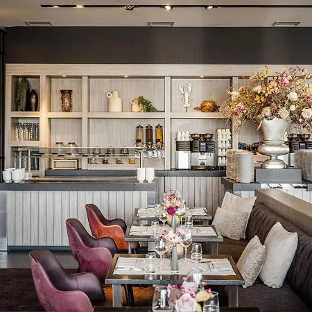 Van Der Valk Hotel Middelburg-2