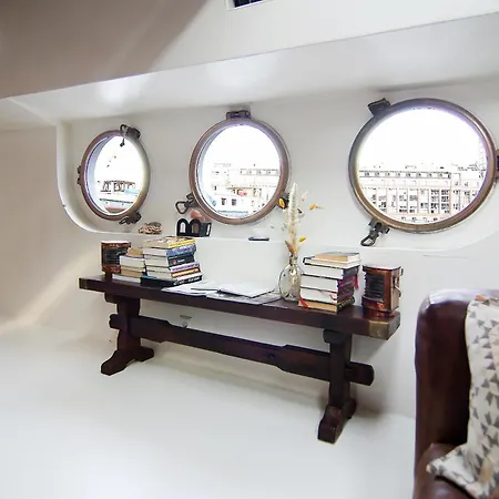 Najade Eco Houseboat-3