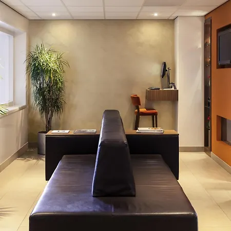 Mercure Hotel Groningen Martiniplaza-2