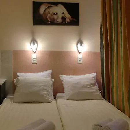 Budget Hotel Neutraal-3