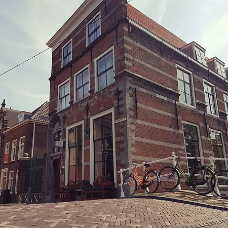 Grand Canal Boutique Hotel Delft-3