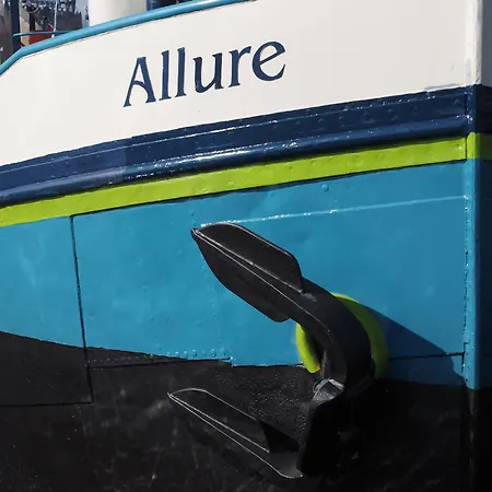 Hotelboat Allure-2