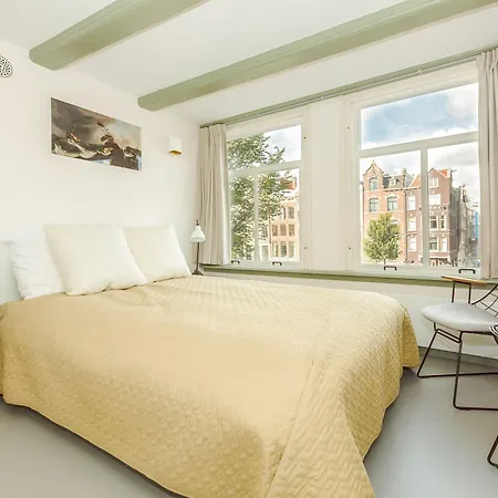 The Red Ox - Super Central Canal View Rooms-3