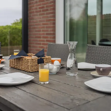 Seehotel Oostkapelle-3
