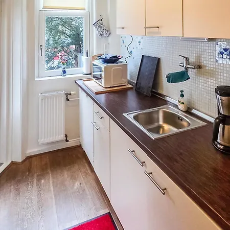 B&B West City Amsterdam-2