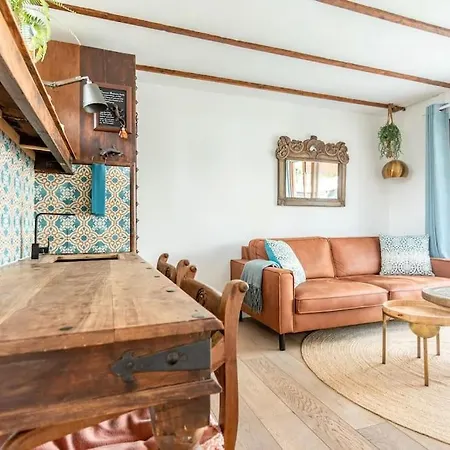 Casa Karen - Houseboat Studio With Private Terrace-3
