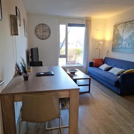 Johan'S B&B - Since 2014 Roofterrace And Cheap Parking-3