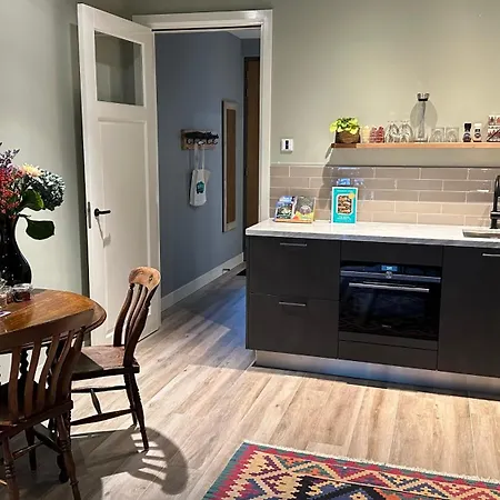 Luxe B&B "In De Schulp", Ontspan En Geniet Van Comfort En Stijl-3