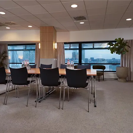 Doubletree By Hilton Rotterdam Centre-3