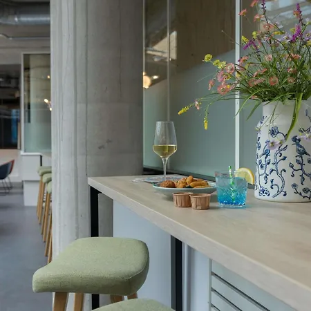 Ibis Styles Delft City Centre-2