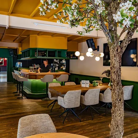 Hotel&Restaurant van Saaze-2