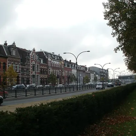 Op de Burg-3