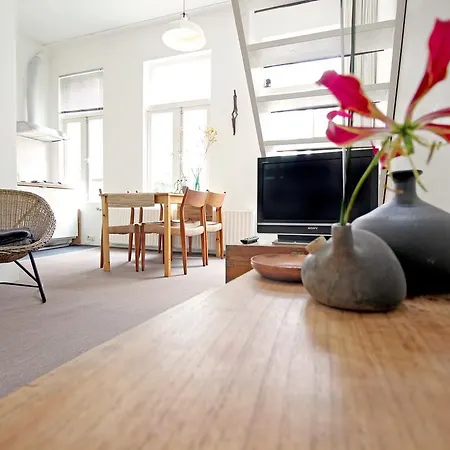 Beautiful 2 Floor Vondelpark Apartment.-3