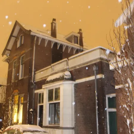 Bed And Breakfast De Verkadekamer-2