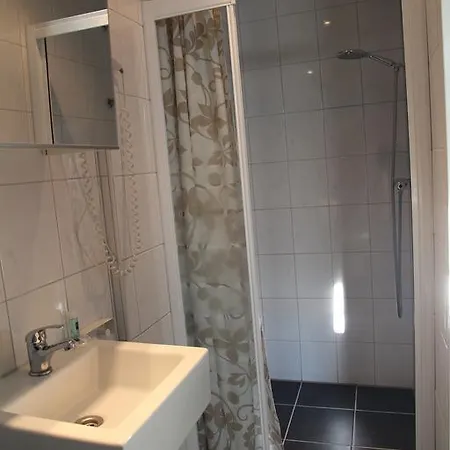 Budget Rooms Doppenberg-2
