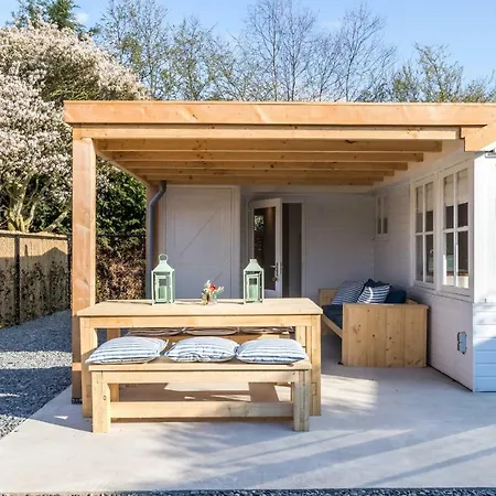 George's Lodges Renesse-2