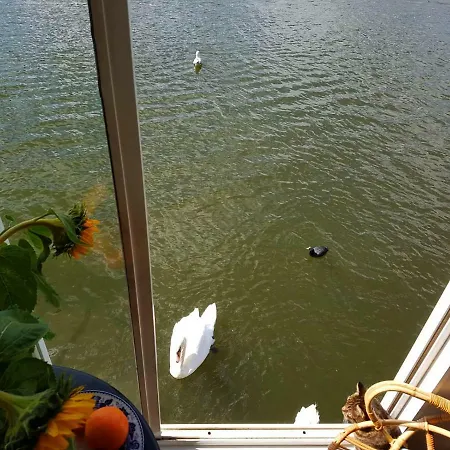 Houseboat Concordia B&B-2