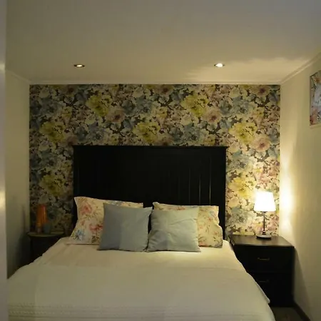 Suite 17-3