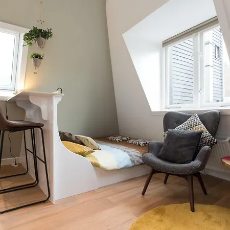 Saint Claire Studio'S-2