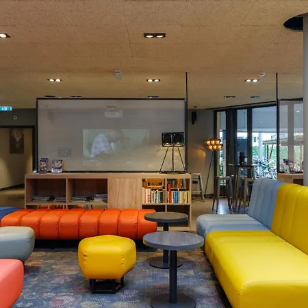 A&O Amsterdam Zuidoost-2