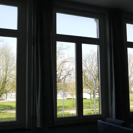 Op de Burg-2