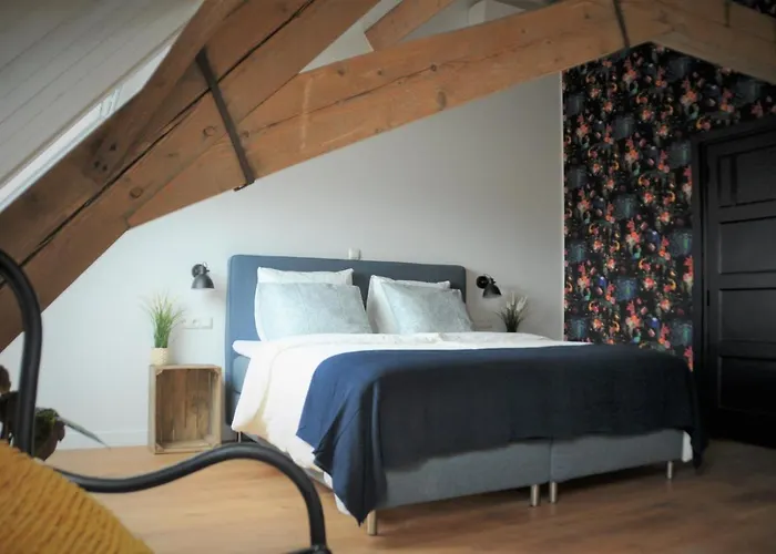 Bed&Brood De Vogelpoel Bed and Breakfast Wijk bij Duurstede