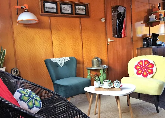 B&B Woonschip Robbedoes Amersfoort